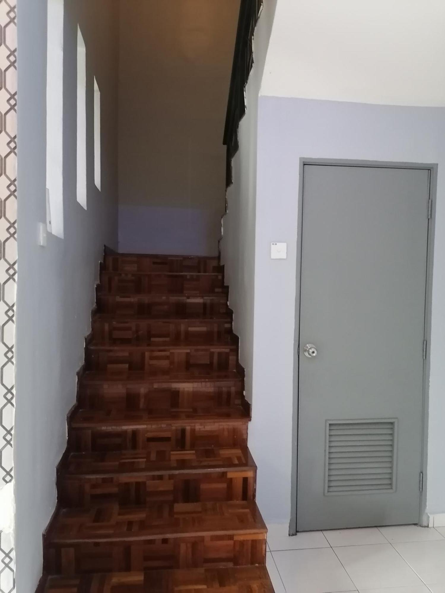 Dkamar Homestay At Desaru, Fully Aircond, Wifi, Coway, Street View 4 Min To Desaru Beach Kangkar Chemaran المظهر الخارجي الصورة