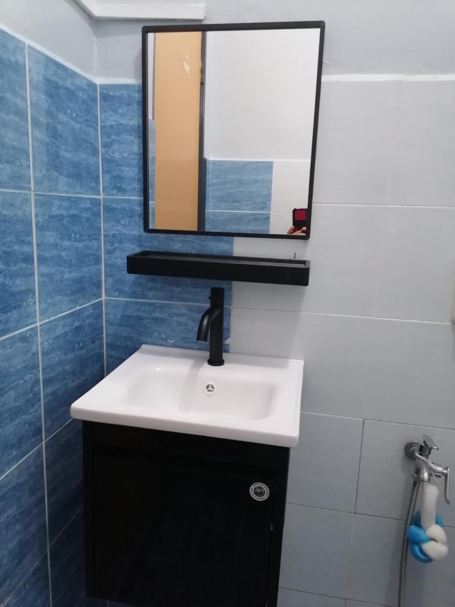 Dkamar Homestay At Desaru, Fully Aircond, Wifi, Coway, Street View 4 Min To Desaru Beach Kangkar Chemaran المظهر الخارجي الصورة