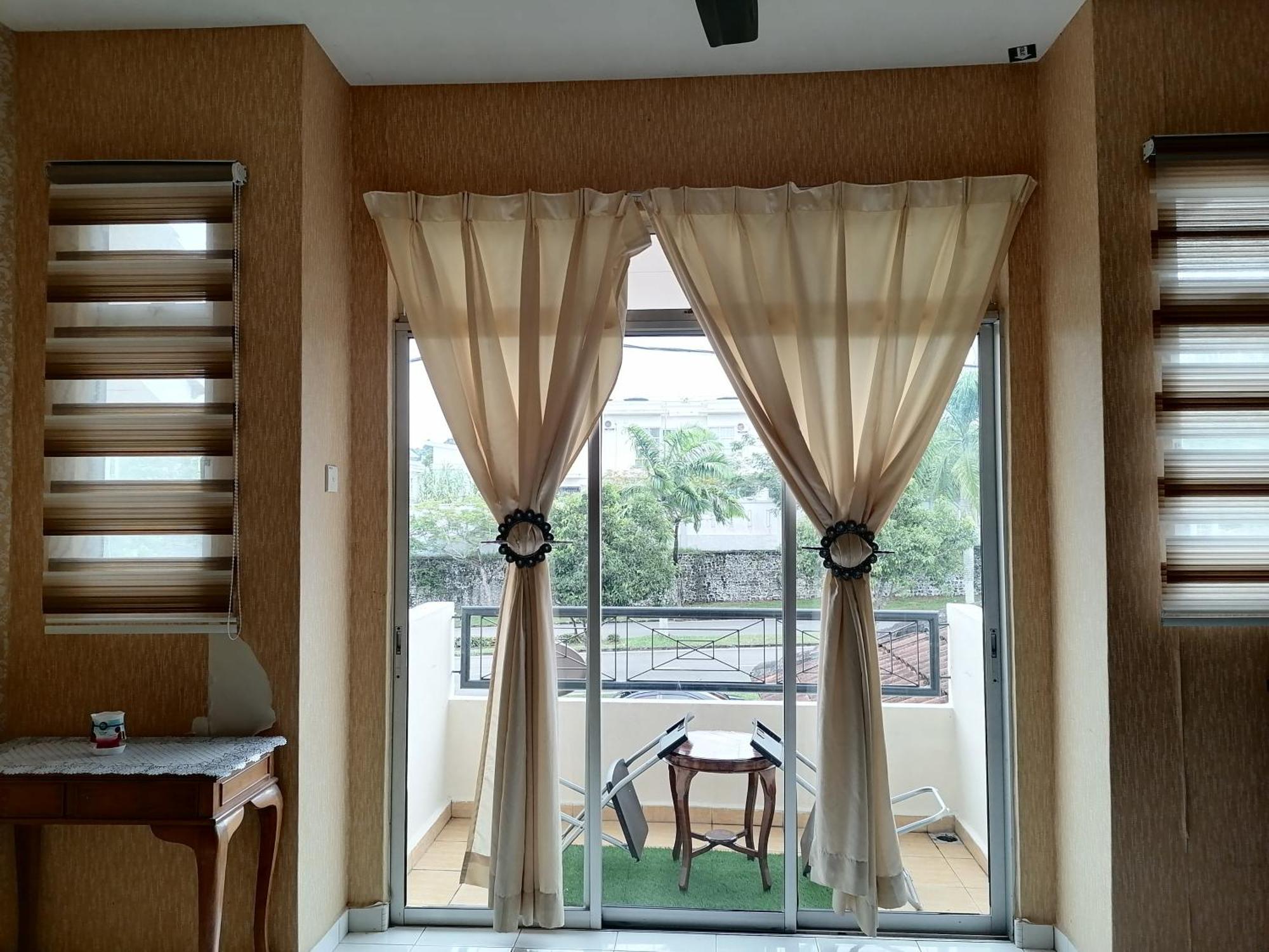 Dkamar Homestay At Desaru, Fully Aircond, Wifi, Coway, Street View 4 Min To Desaru Beach Kangkar Chemaran المظهر الخارجي الصورة